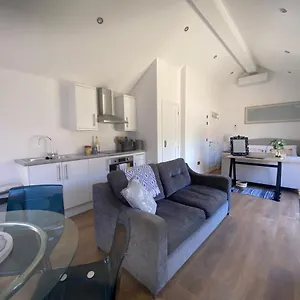 Little - Beautiful Modern Open Plan , Southampton United Kingdom