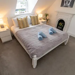 Light Airy 3 Bed Town Cntr Flat 700m To The , Bournemouth United Kingdom